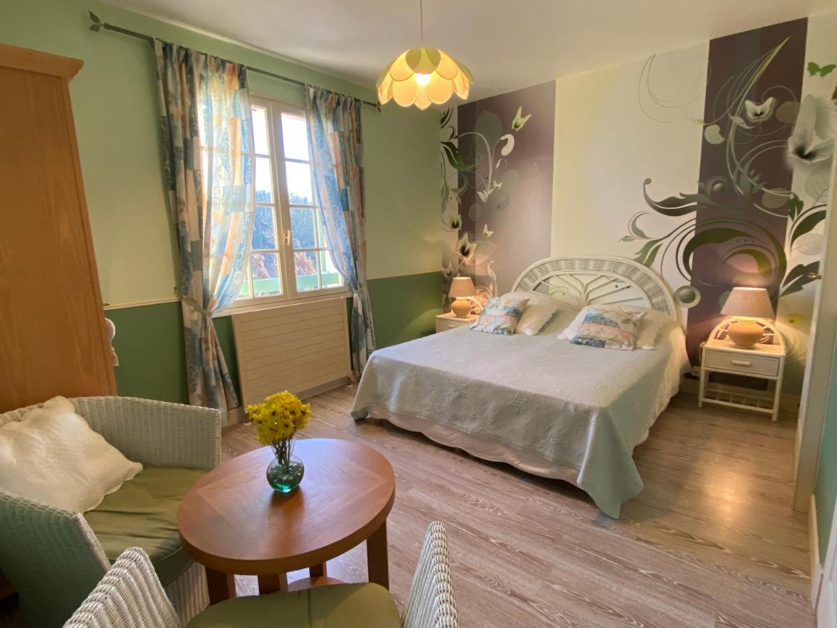Bed and Breakfast Les Feuillantines Perigord Noir à Saint-Cyprien  Extérieur photo